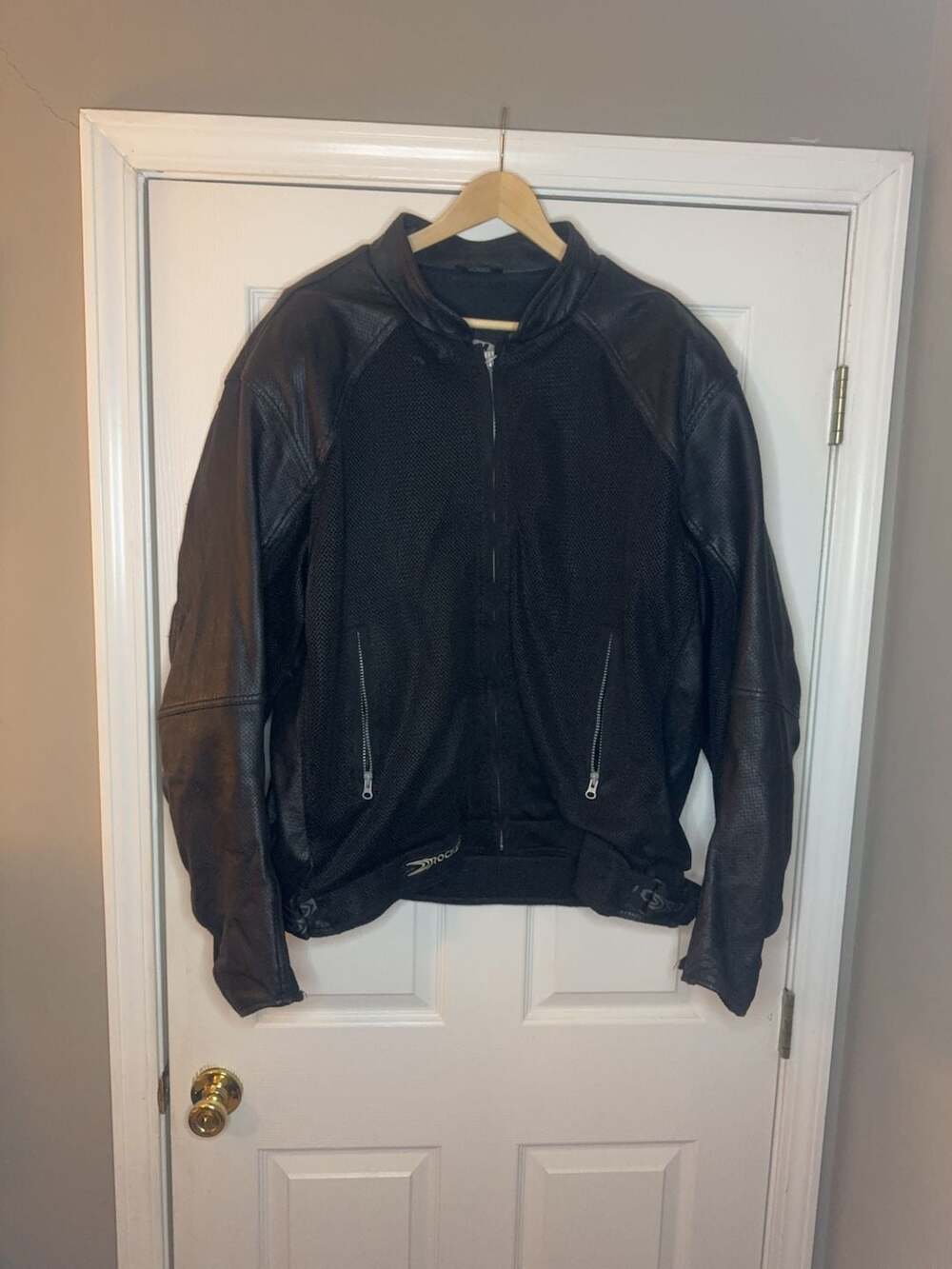 Joe Rocket Touring Leather and Mesh Motorcycle Jacket Size 4XL